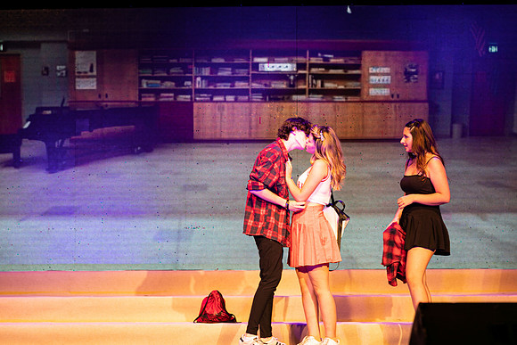 TF_LR-Glee-290621-0073
