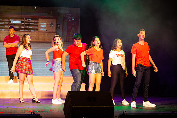 TF_LR-Glee-290621-0149