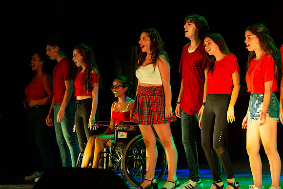 TF_LR-Glee-290621-0153