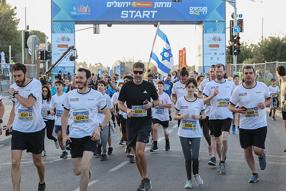 HGalili_JRM25-010