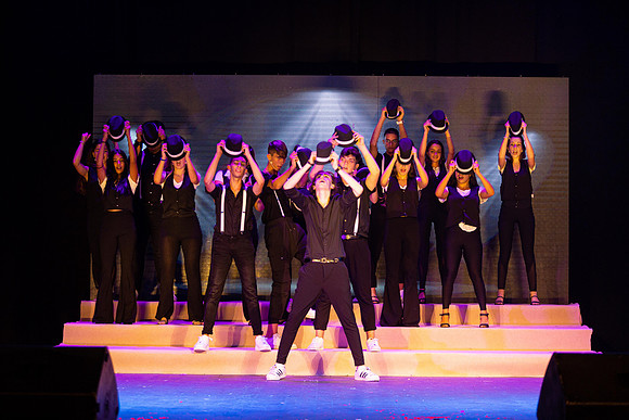 TF_LR-Glee-290621-0185