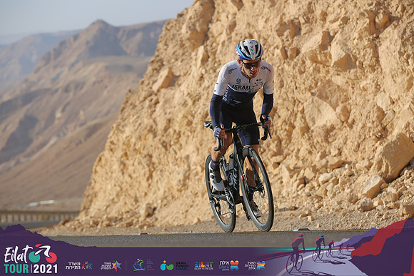 RT_tour21-r_141
