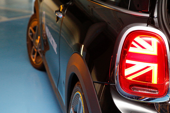 TF_mini_cooper-se-0435