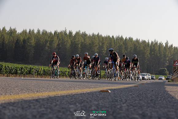 TFeder_ILC-Road24-0374