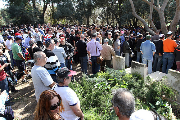 tal-040311-025