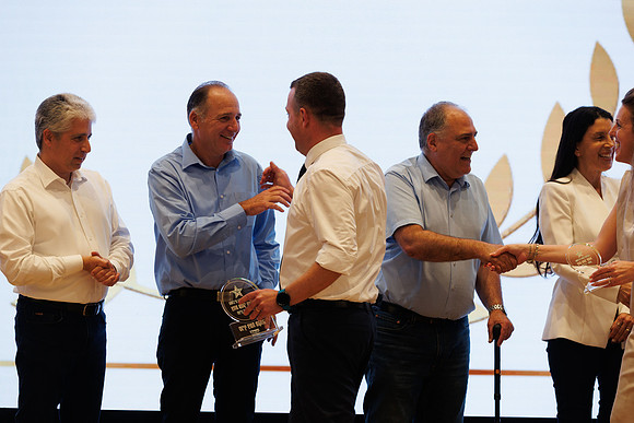 TFeder_DST-080525-0681