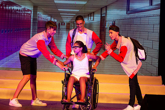TF_LR-Glee-290621-0133