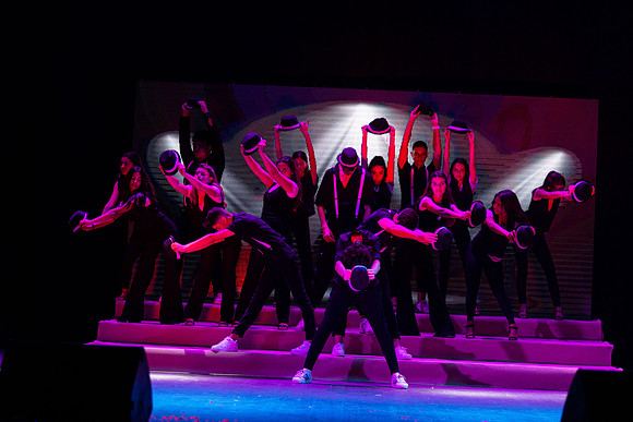 TF_LR-Glee-290621-0187