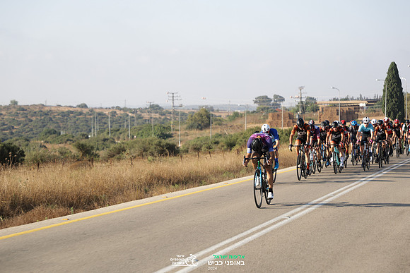 TFeder_ILC-Road24-0649