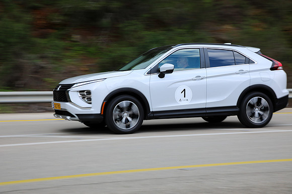TF_eclipse-cross-0743