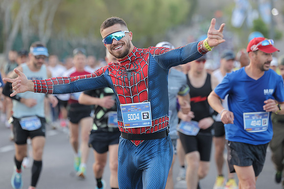 RT_jwm25_1087