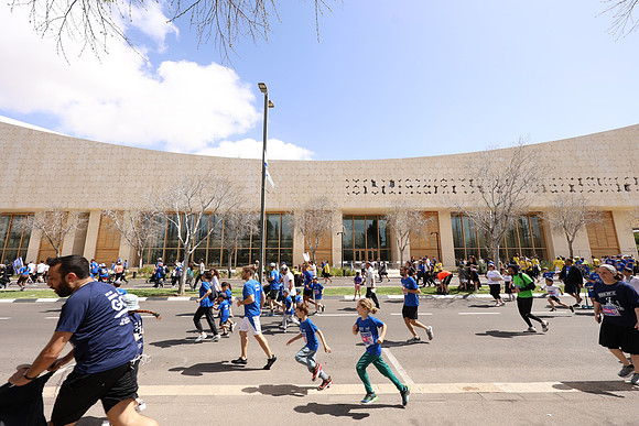 WhatsApp Image 2025-04-04 at 11.28.05 (1)