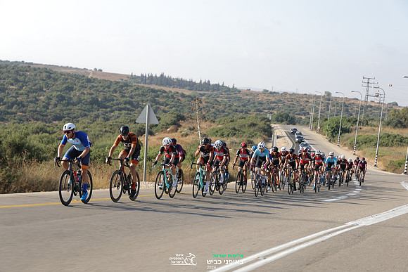 TFeder_ILC-Road24-0639
