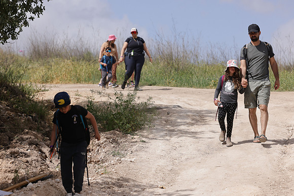 runi_Gilad_ 250404_409