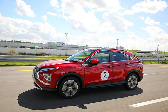 TF_eclipse-cross-0421