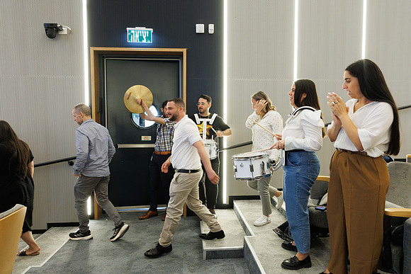 TFeder_DST-080525-0769
