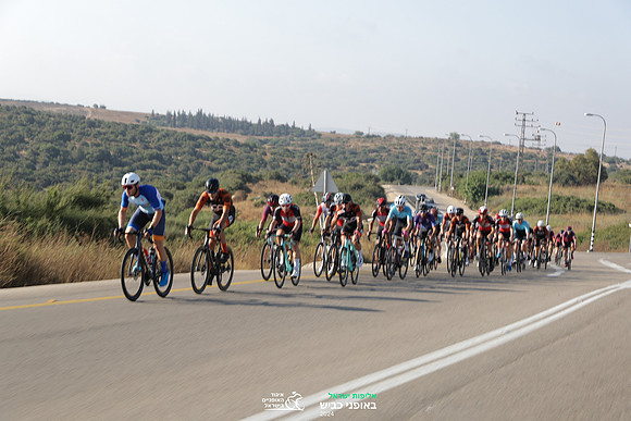 TFeder_ILC-Road24-0642