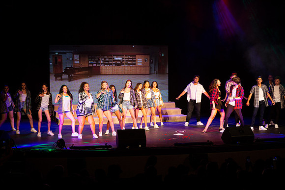TF_LR-Glee-290621-0074