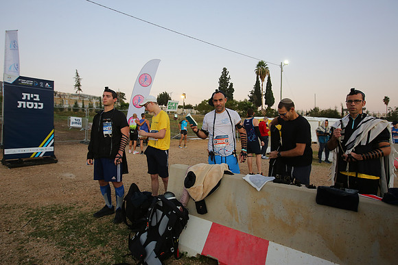 TF_tbm21-04852